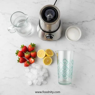 Easy Frozen Strawberry Lemonade - cooking process